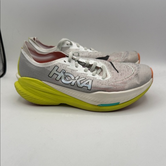 Hoka Mach X2 men’s 9.5 White and Lime Running Shoes S9